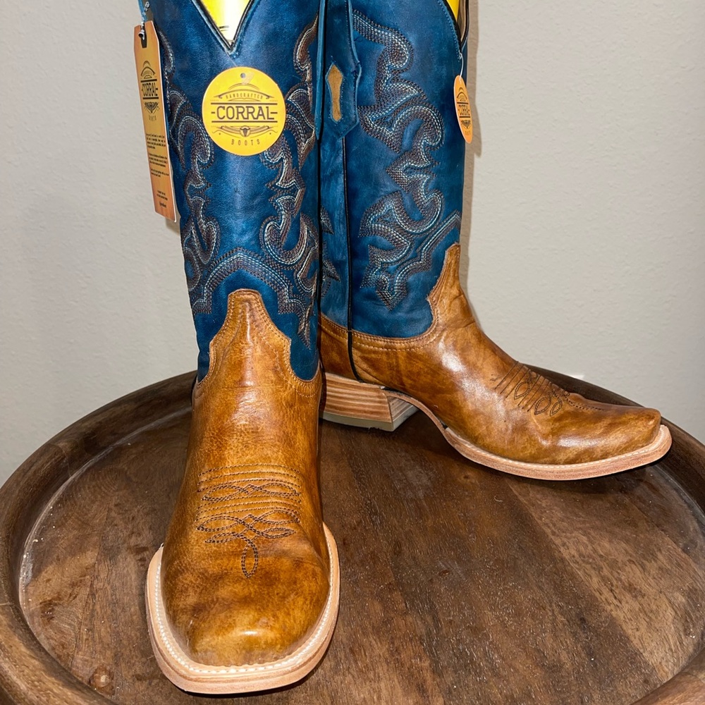 Corral Men’s Cowboy Boots Size 9D {NEVER WORN}